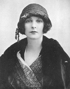 Freda Dudley Ward, 1919 by English Photographer
